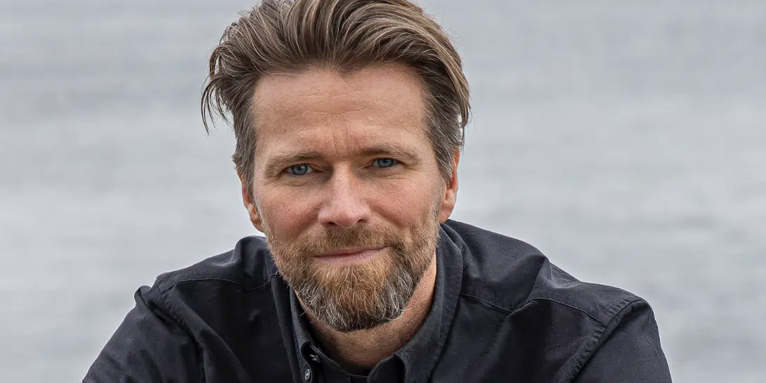 The AI revovution is rolling, but according to Thomas Telving, embracing it without ethical considerations is dangerous.